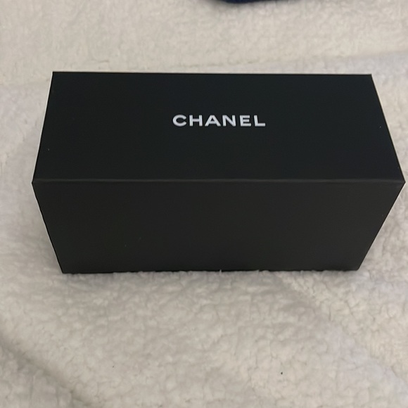 Chanel 2023 Sunglasses brand new 100% Authentic comes with everything.. - Picture 10 of 10